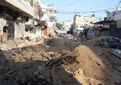 الاحتلال يعتقل شابا ويخلف دمارا في البنية التحتية في جنين ومخيمها