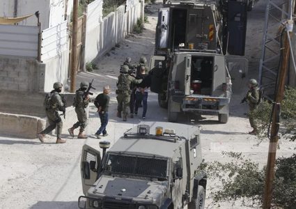 قوات الاحتلال تقتحم كفر اللبد وضاحية ذنابة شرق طولكرم