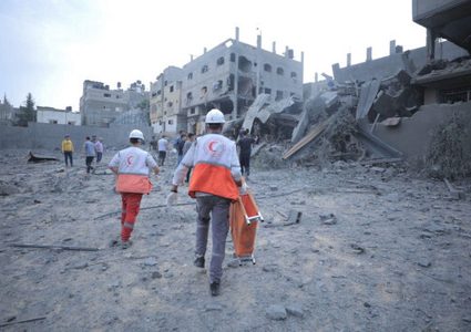 الهلال الأحمر: ارتفاع شهداء طواقمنا إلى 19 منذ 7 أكتوبر