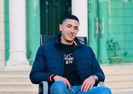 استشهاد شاب وإصابة أربعة آخرين برصاص الاحتلال في مدينة البيرة