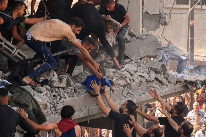 انتشال جثامين أكثر من 70 شهيدا بينهم 20 طفلا بعد انسحاب الاحتلال من مخيم جباليا