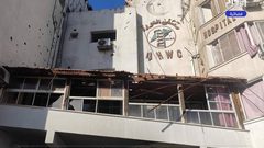 مستشفى العودة يباشر باستقبال المرضى والجرحى بعد انسحاب قوات الاحتلال من محيطه