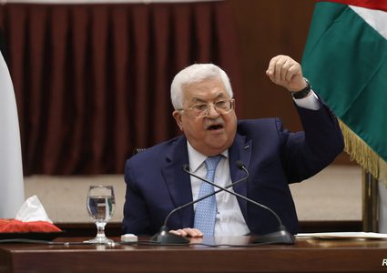 القيادة الفلسطينية تجدد التأكيد على وجوب وقف فوري للعدوان الإسرائيلي على شعبنا