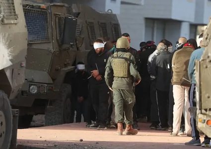 قوات الاحتلال تعتقل 10 مواطنين من الضفة
