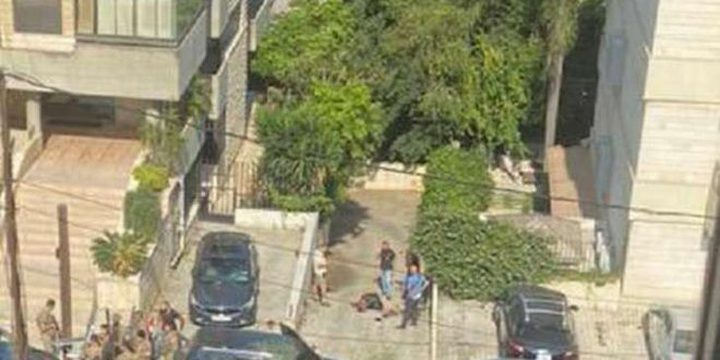 إطلاق نار في محيط السفارة الأميركية بلبنان في عوكر وإصابة واعتقال سوري