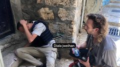 إصابة الصحفي سيف القواسمي نتيجة اعتداء المستوطنين عليه في القدس المحتلة.