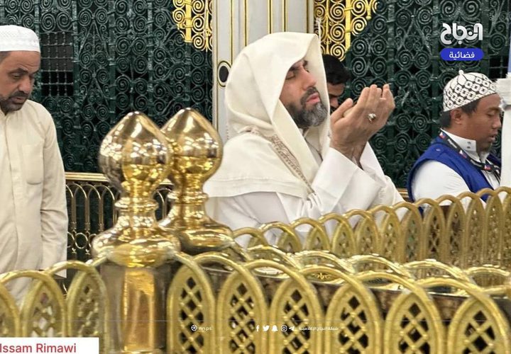 الحجاج في المدينة المنورة يستعدون لأداء مناسك الحج