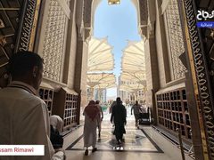 الحجاج في المدينة المنورة يستعدون لأداء مناسك الحج