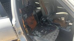 تضرر مركبة جراء حرقها من قبل المستوطنين في بلدة قصرة جنوب نابلس