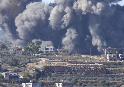 جيش الاحتلال يعلن قصف أهداف لحزب الله