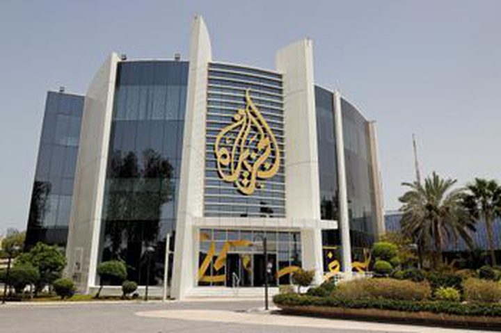 تمديد حظر بث قناة الجزيرة في "إسرائيل" لمدة 45 يوماً