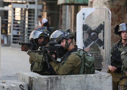 إصابة شاب إثر اعتداء الاحتلال عليه بالضرب شرق طولكرم