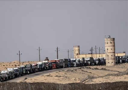 الاتحاد الأوروبي: أكثر من 2000 شاحنة مساعدات عالقة بمعبر رفح