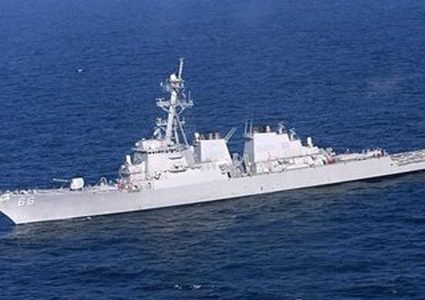 واشنطن: هجمات الحوثيين قلصت نقل الحاويات 90% بالبحر الأحمر