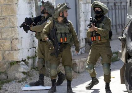 الاحتلال يعتقل طفلا من جنين ويقتحم قريتي رمانة وزبوبا