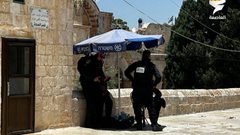 قوات الاحتلال تقتحم المسجد الأقصى المبارك تزامناً مع صلاة الجمعة