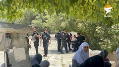 قوات الاحتلال تقتحم المسجد الأقصى المبارك تزامناً مع صلاة الجمعة