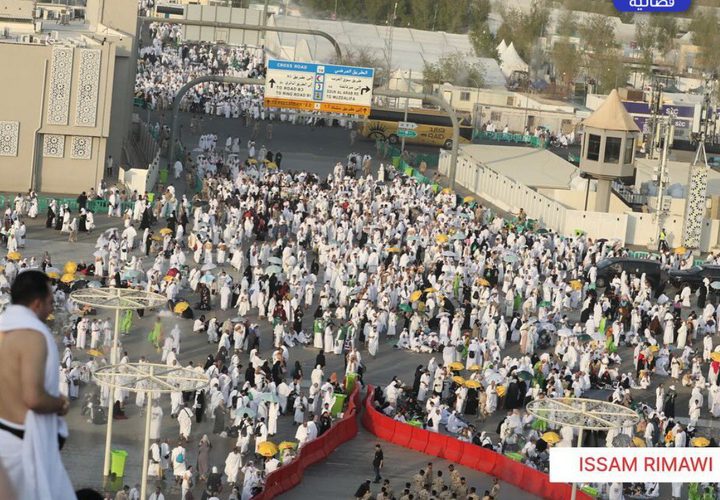 حجاج بيت الله الحرام على صعيد عرفات