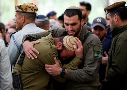 جيش الاحتلال: مقتل جنديين إضافيين لترتفع الحصيلة الى 11 منذ الأمس