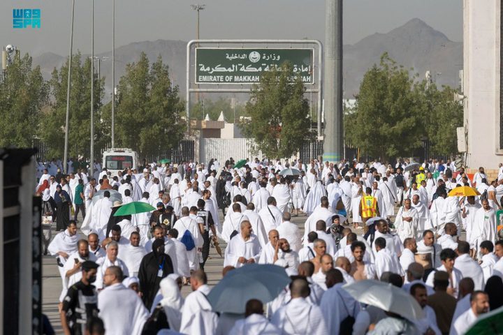 أبو الرب: كافة حجاج فلسطين نفرو من عرفات وأدو طواف الأفاضة
