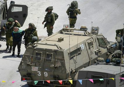 الاحتلال يقتحم جنين ويعتقل مواطنين