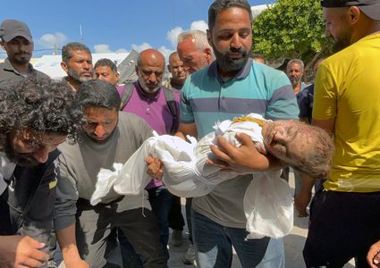 شهيد وإصابات في قصف الاحتلال تجمعا للمواطنين شرق دير البلح