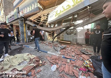 من مكان عملية الاغتيال التي نفذتها قوة خاصة تابعة للاحتلال في مدينة قلقيلية، قبل قليل.