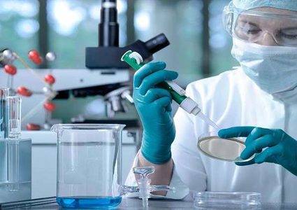 روسيا تبدأ التجارب السريرية للقاح السرطان عام 2025