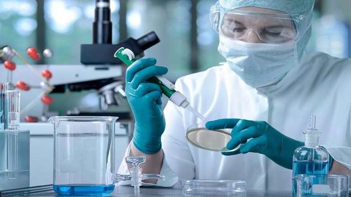 روسيا تبدأ التجارب السريرية للقاح السرطان عام 2025