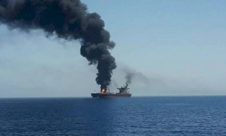 هيئة بحرية بريطانية: تعرض سفينة لأضرار جراء هجوم غربي الحديدة باليمن