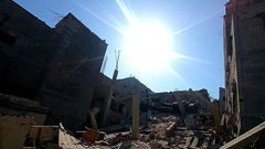 ركام منزل عائلة هنية في مخيم الشاطئ غرب غزة الذي دمره الاحتلال فوق ساكنيه