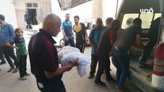 شهداء عائلة الجرو الذين ارتقوا بعد قصف الاحتلال مركز إيواء شرق غزة الليلة الماضية