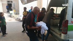 شهداء عائلة الجرو الذين ارتقوا بعد قصف الاحتلال مركز إيواء شرق غزة الليلة الماضية