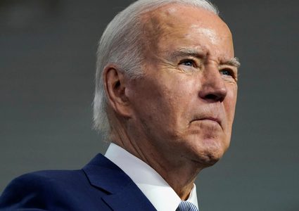 استطلاع: غالبية الأميركيين يفضلون استبدال بايدن بمرشح آخر