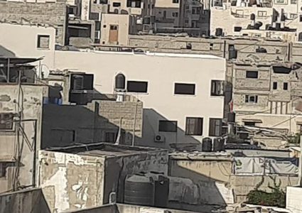 جانب من غارات الاحتلال على مناطق مختلفة من غزة، صباح اليوم.