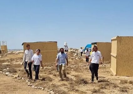 مستوطنون يمهدون لإقامة بؤرة استعمارية جنوب بيت لحم