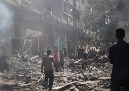 استشهاد مواطن في قصف إسرائيلي على مخيم البريج