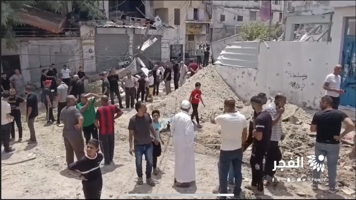 الاحتلال ينسحب من مخيم نور شمس مخلفاً دمار واسع بالبنية التحتية والممتلكات