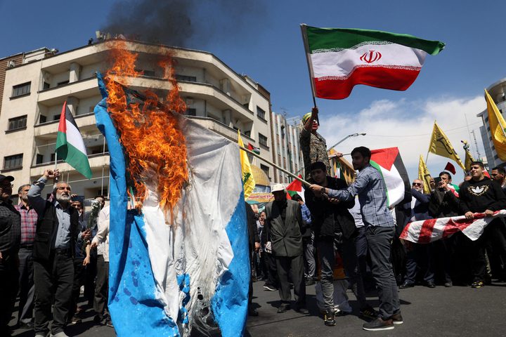 إيران تتعهد بدعم حزب الله إذا شنت إسرائيل هجوما واسع النطاق