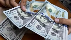 الدولار في أعلى مستوى منذ شهرين