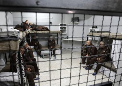 نادي الأسير: الاحتلال يعتقل نحو 9700 مواطناً حتى بداية تموز 2024