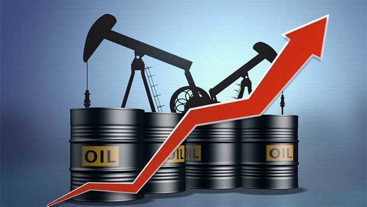 أسعار النفط عالميا تستقر عند أعلى مستوياتها في شهرين
