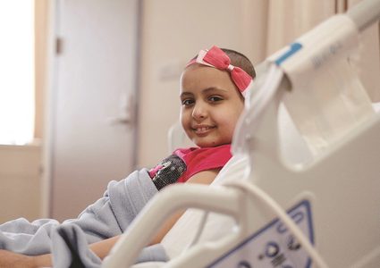 السعودية تدعم علاج مرضى السرطان والتأهيل السمعي للأطفال الفلسطينيين في الأردن