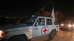 مصير صفقة تبادل الأسرى يتأرجح على خيط رفيع