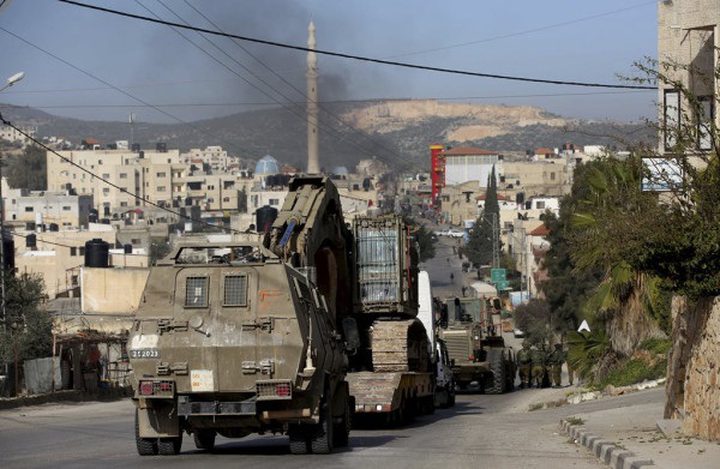 قوات الاحتلال تغلق مداخل بلدة الزاوية غرب سلفيت