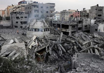 شهداء في قصف طيران ومدفعية الاحتلال على عدة مواقع في قطاع غزة