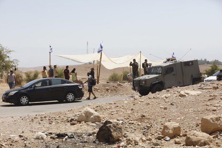 مستوطنون يقتحمون "رأس العوجا" شمال أريحا