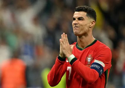 رد رسمي على أنباء اعتزال رونالدو