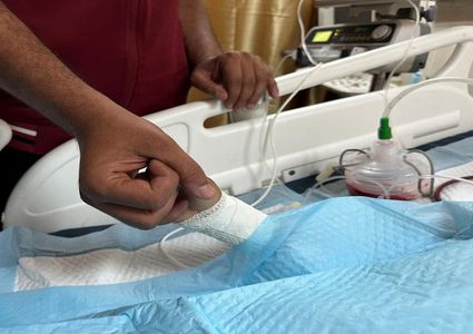 وفاة طفل وسط قطاع غزة بسبب المجاعة