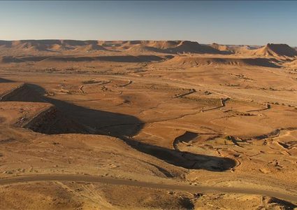 مصرع 14 شخصا بينهم 12 سوريا تاهوا على حدود الجزائر وليبيا